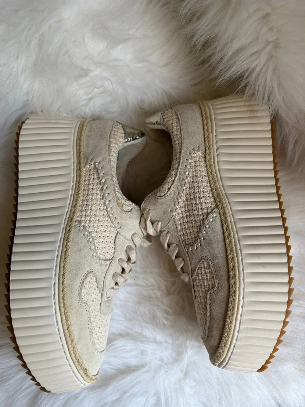 Dolce Vita woman’s Dandi platform sneakers  size 8.5